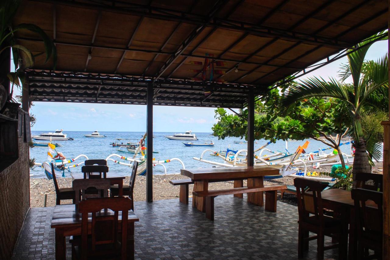 אמד Coconut Beach Bungalows & Warung 2 מראה חיצוני תמונה